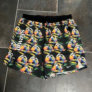 Nike Multi Color Shorts Size M Medium